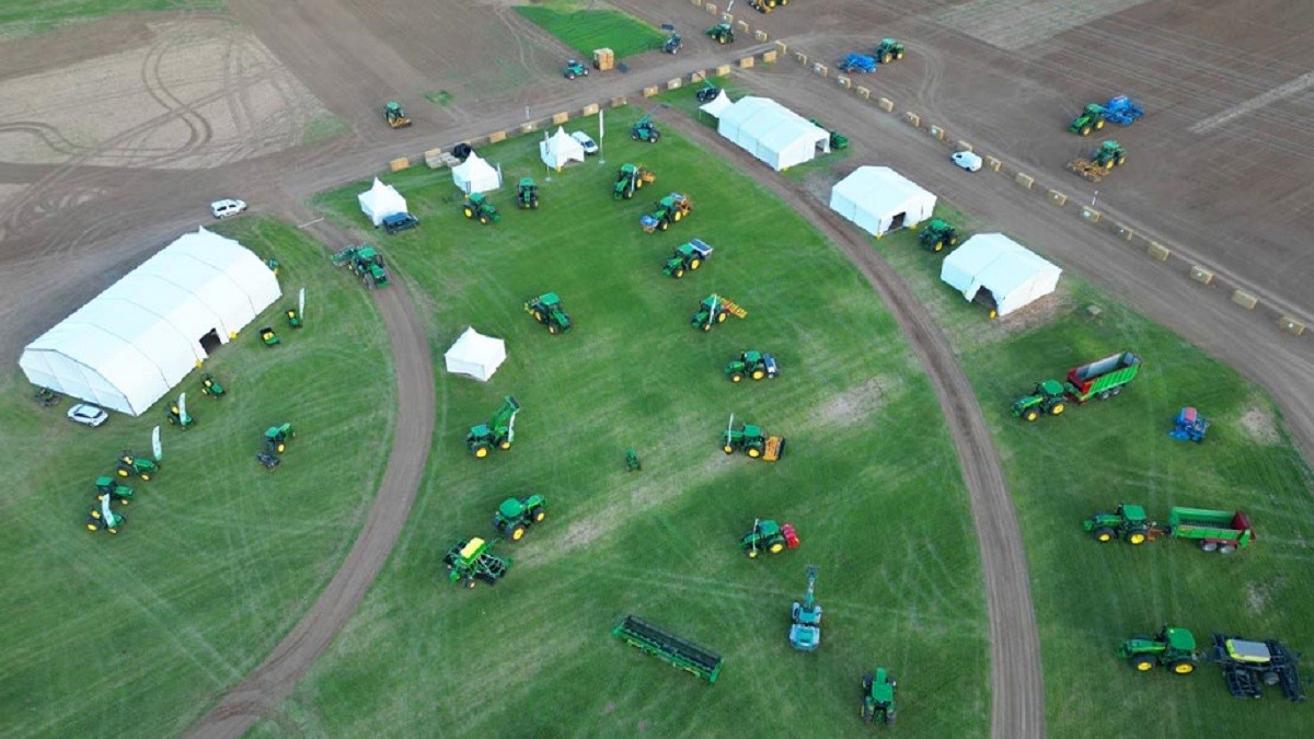 Roadshow Lamusa y Servicios Más de 1.000 clientes participaron en nuestro mayor evento de campo (1)|Roadshow Lamusa y Servicios Más de 1.000 clientes participaron en nuestro mayor evento de campo|lamusa y servicios